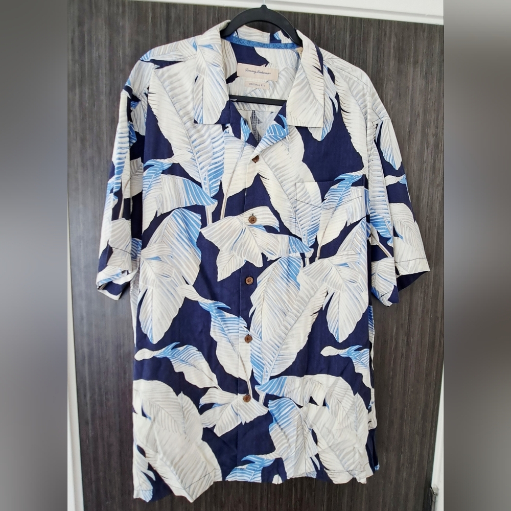 Tommy Bahama The Silk Collection, Blue/Natural Banana Leaf Aloha Shirt, XL, NWOT